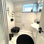 Hamptons House Апартаменты