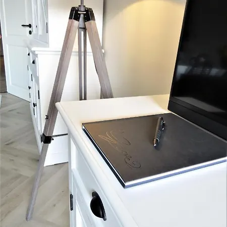Hamptons House Inklusive Saisonstrandkorb * 格洛米茨