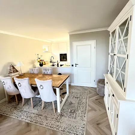 Hamptons House Inklusive Saisonstrandkorb * 格洛米茨