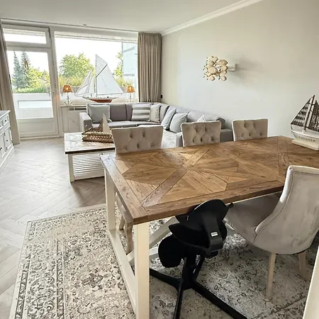 Hamptons House Inklusive Saisonstrandkorb 格洛米茨